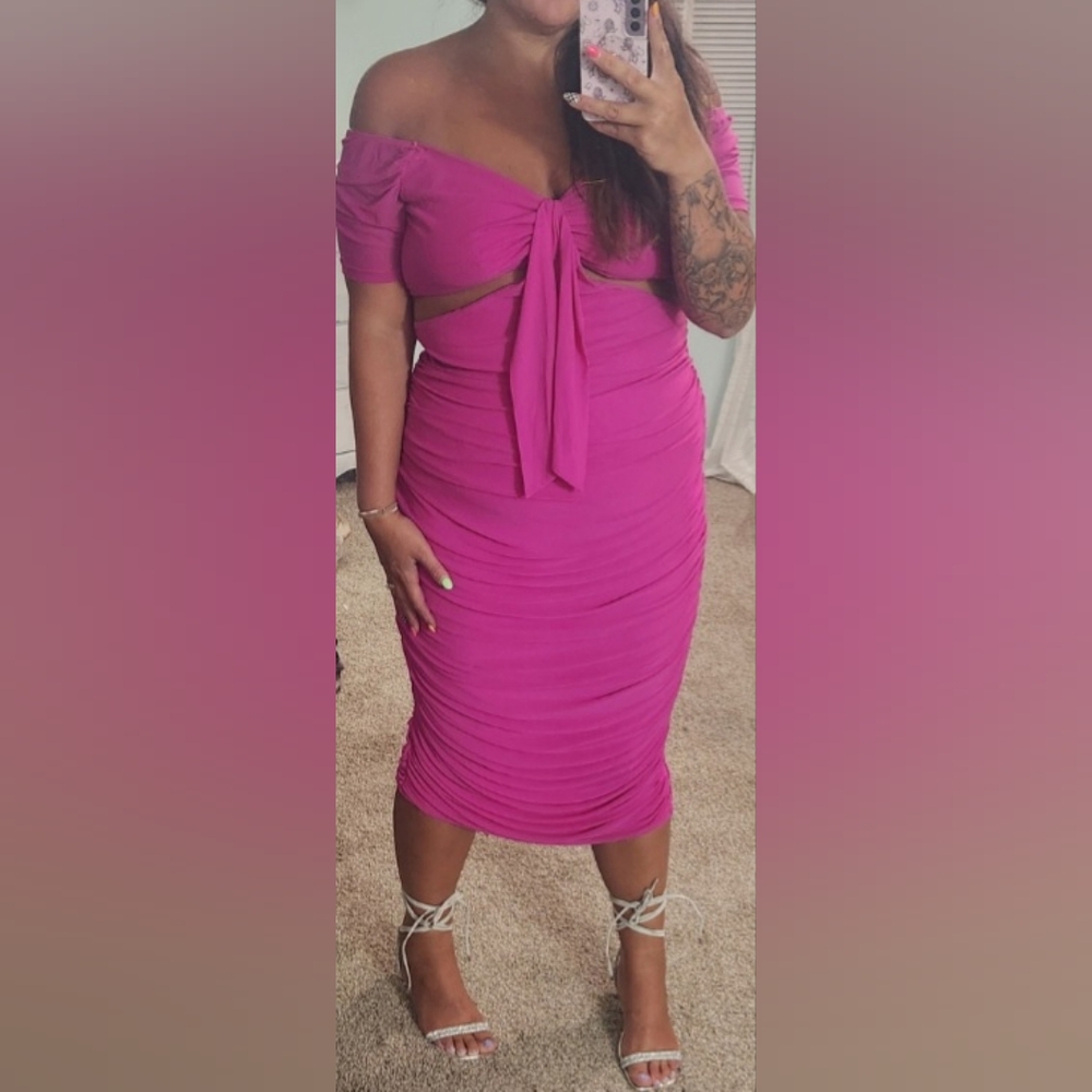 Fuschia midi dress cutout front